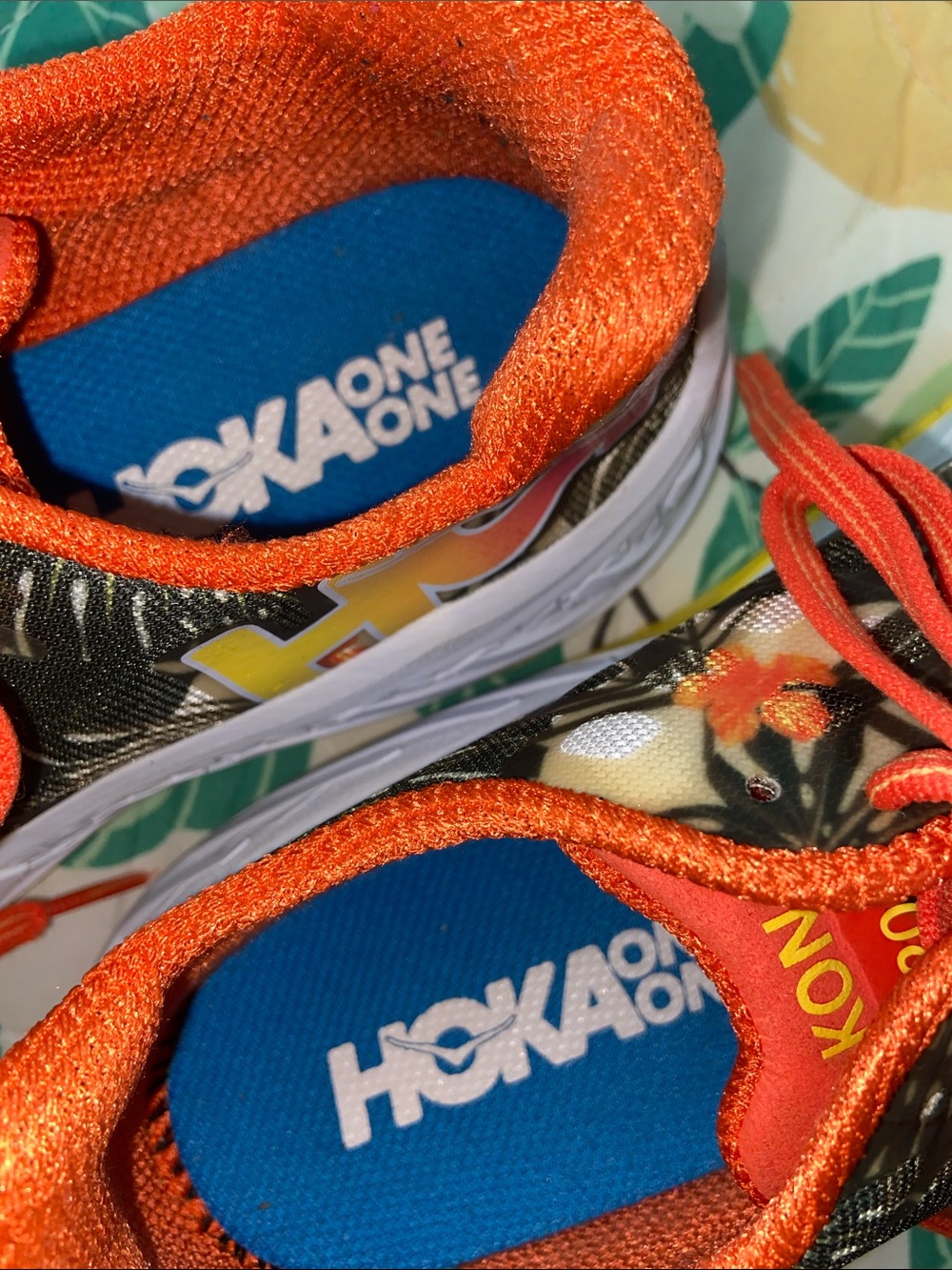 HOKA HAWAIIAN PRINT TRAINERS Kona 2016 Hoka One One EUC M7.5/W8.5-9 - Picture 6 of 9